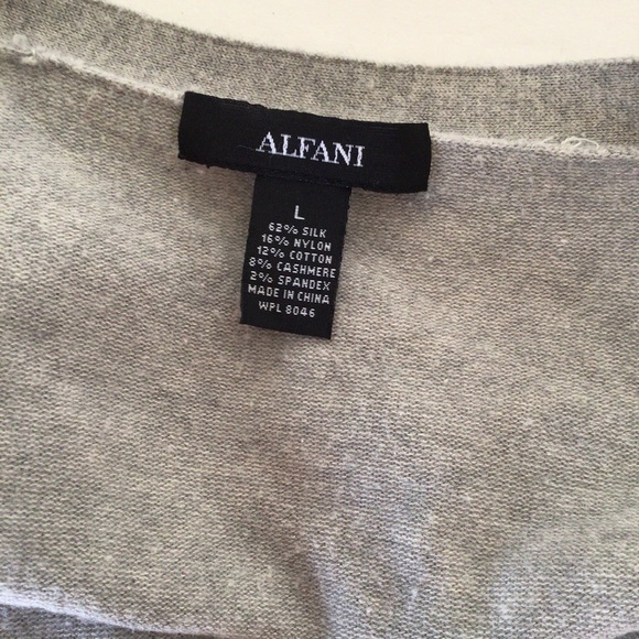 ALFANI GRAY SILK BUTTON DOWN CARDIGAN LARGE - Picture 4 of 7